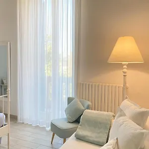  Bed & Breakfast Luce Del Barocco Italia