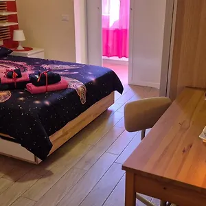  Bed & Breakfast Lady D Italia